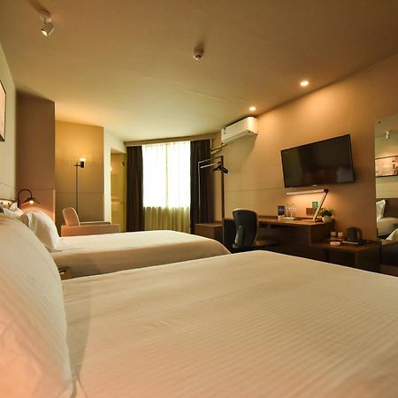 Jinjiang Inn Haikou Binhai Avenue Qilou Old Street Buitenkant foto